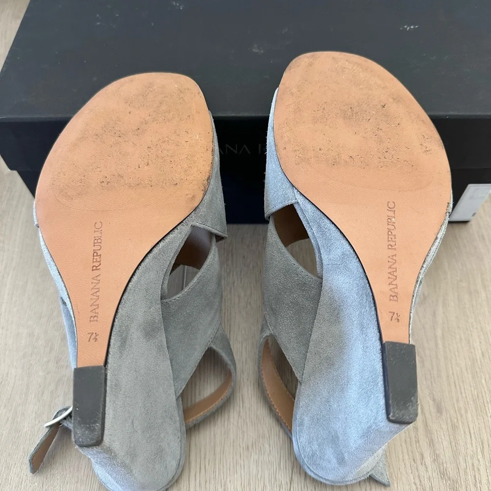 Banana Republic Light Gray Suede Slingback Wedge Sandals